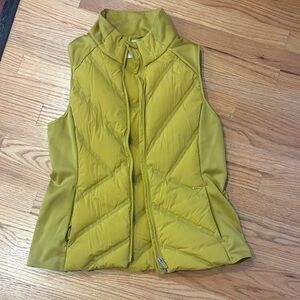 Athleta Mustard Yellow Puffer Vest